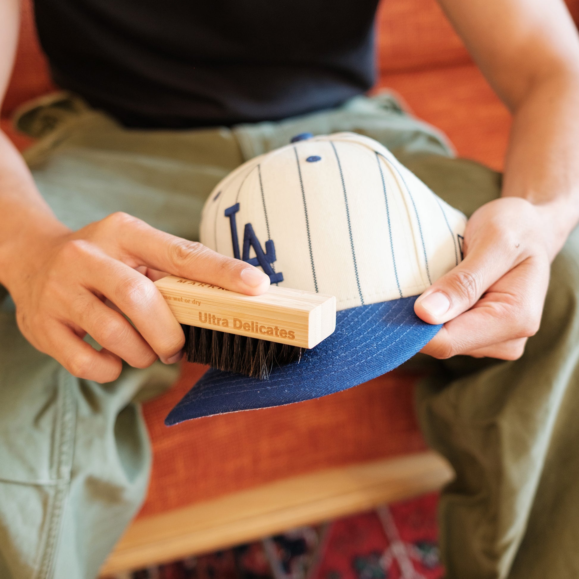 DRY BRUSHING A NEW ERA HAT WITH A JASON MARKK ULTRA DELICATES CLEANING BRUSH