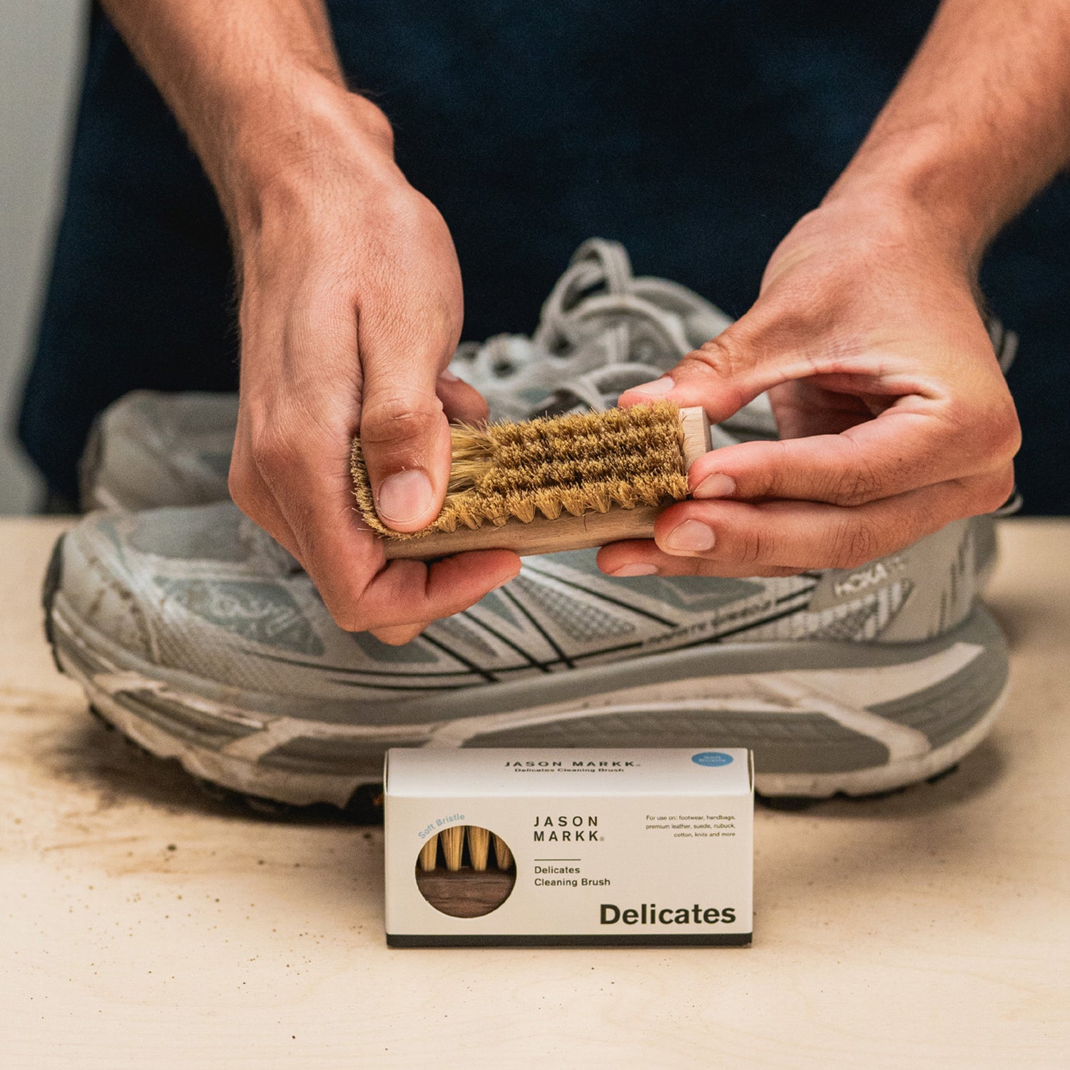 JASON MARKK DELICATES BRUSH CLOSE UP OF BRISTLES