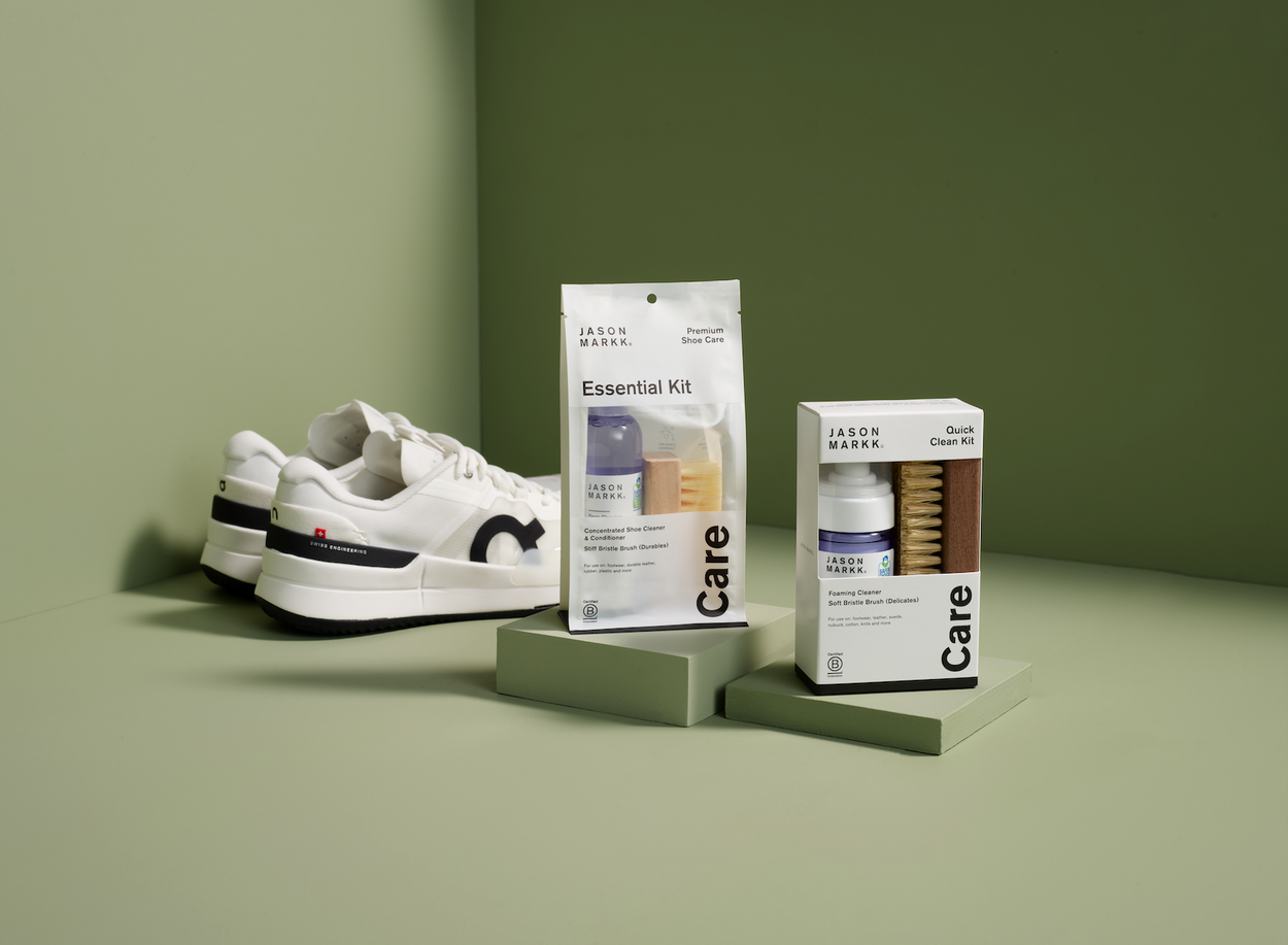 JASON MARKK ESSENTIAL KIT AND QUICK CLEAN KIT WITH ON ROGER PRO 2 TENNIS SHOES