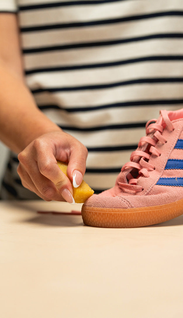 JASON MARKK SUEDE ERASER REMOVING SCUFF AND STAIN ON SUEDE ADIDAS GAZELLE