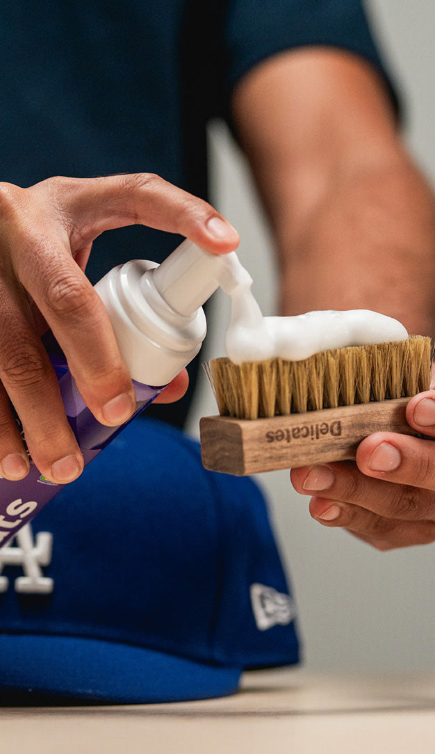 JASON MARKK HAT FOAM HAT CLEANER APPLIED ON DELICATES CLEANING RUSH TO CLEAN NEW ERA DODGER HAT