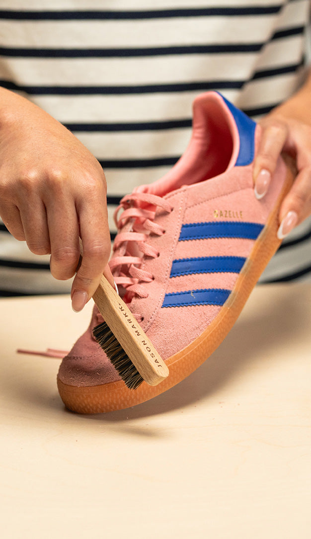 DRY BRUSHING LOOSE DIRT ON SUEDE WITH THE JASON MARKK SUEDE CLEANING BRUSH